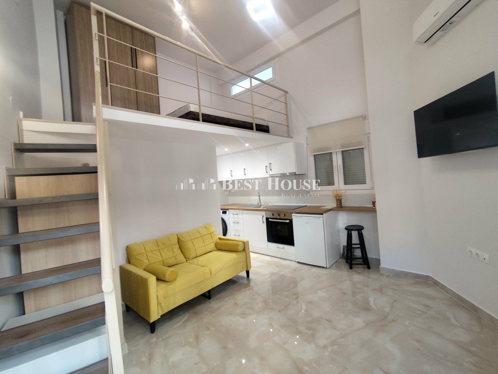 Loft, 28,5τμ, Λ7436